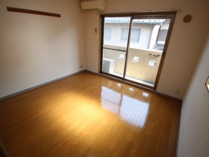 物件内観写真13　(居室)