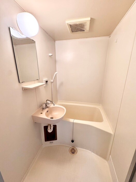 物件内観写真12　(バス／シャワールーム等)