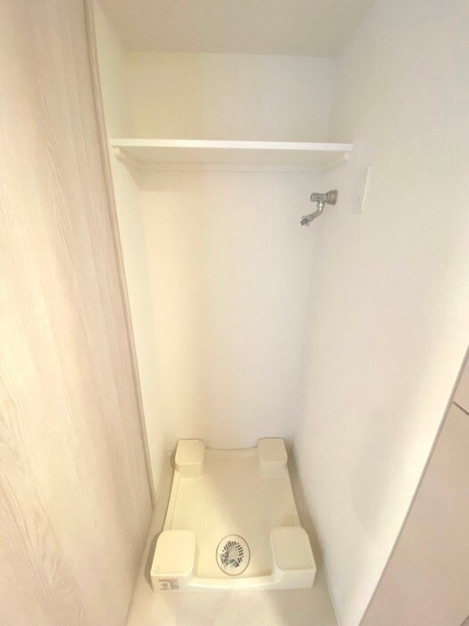 物件内観写真10　(洗濯機置場)