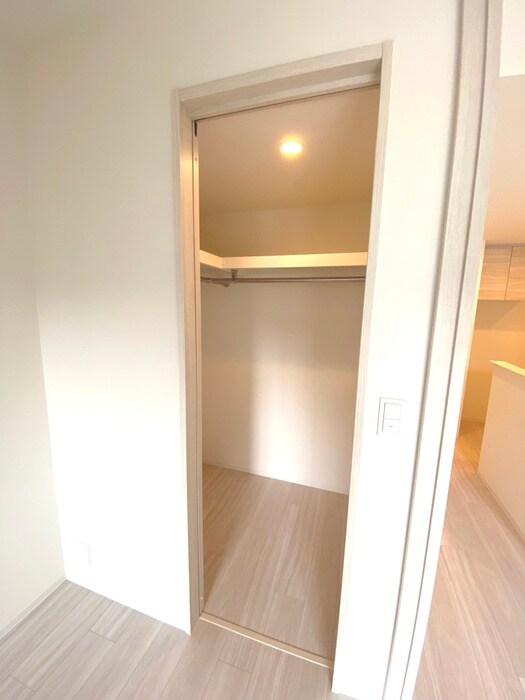 物件内観写真15　(収納)