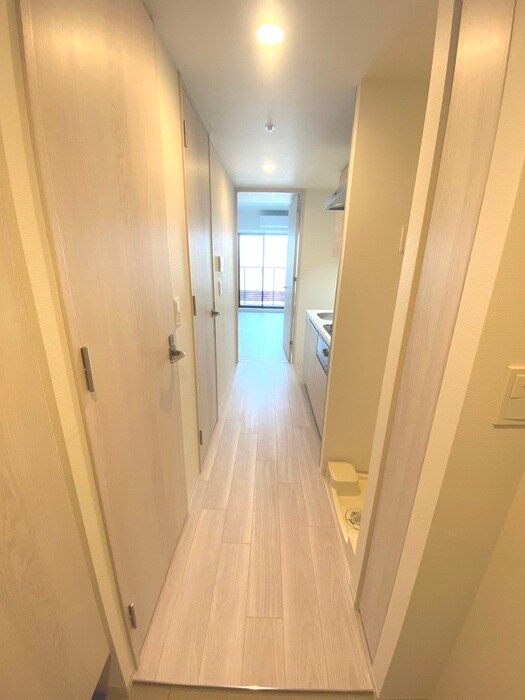 物件内観写真16　(廊下)