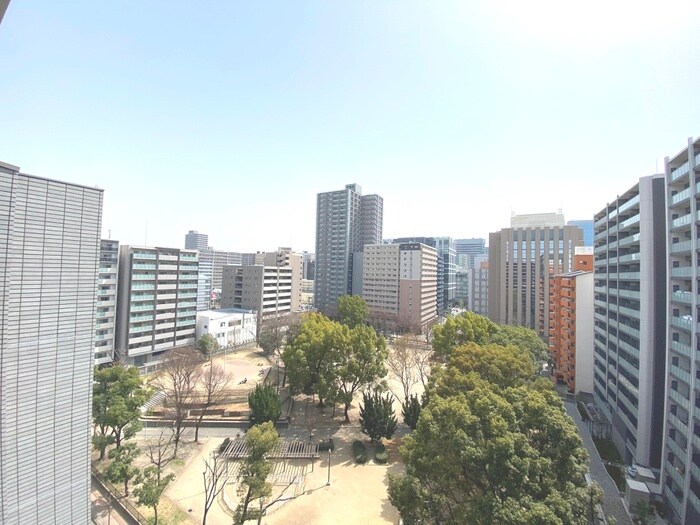 物件内観写真16　(室内からの展望)