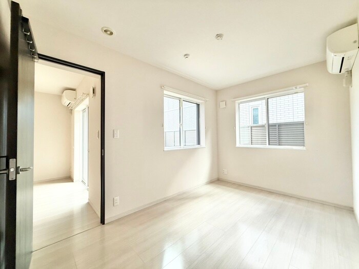 物件内観写真9　(居室)