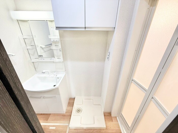 物件内観写真19　(洗濯機置場)