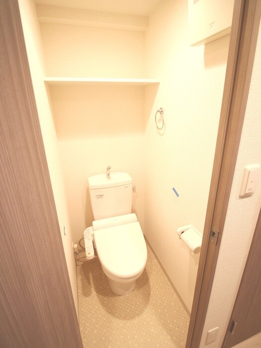 物件内観写真11　(トイレ)