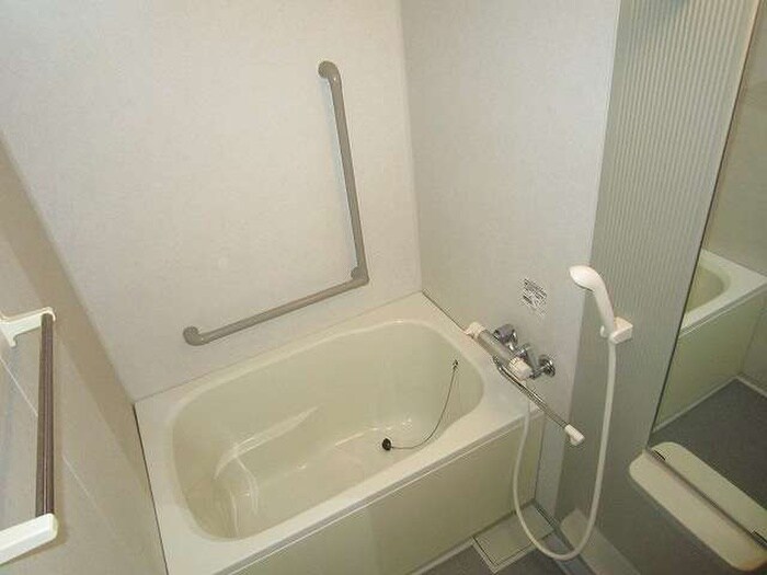 物件内観写真13　(バス／シャワールーム等)