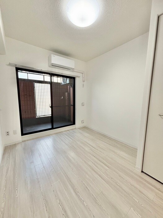 物件内観写真17　(居室)