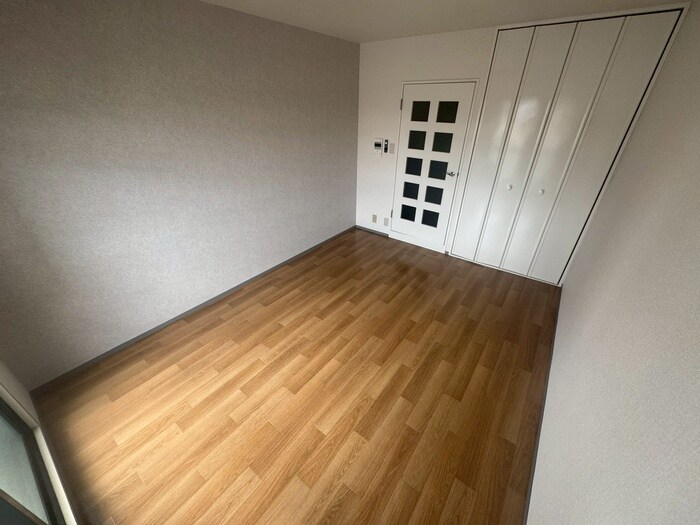 物件内観写真21　(居室)