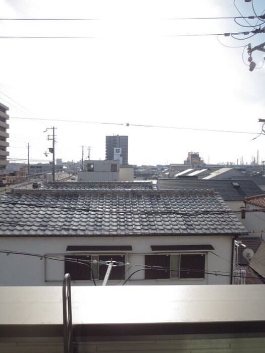 物件内観写真13　(室内からの展望)