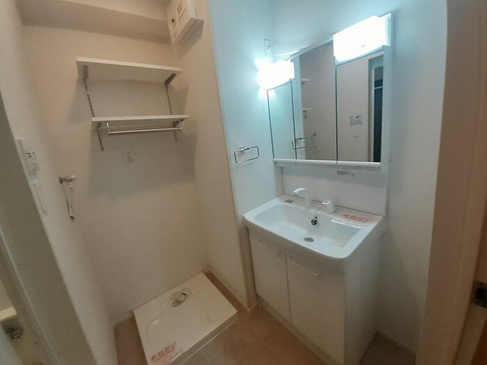 物件内観写真11　(洗面)