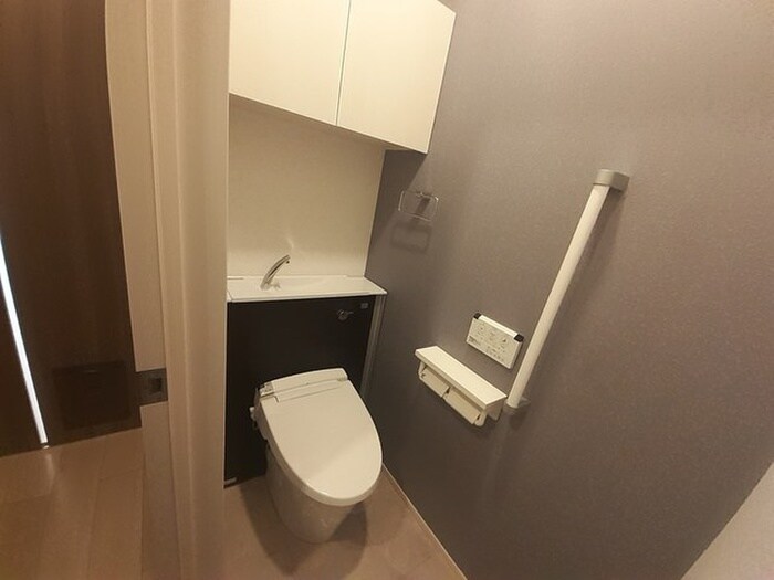 物件内観写真12　(トイレ)