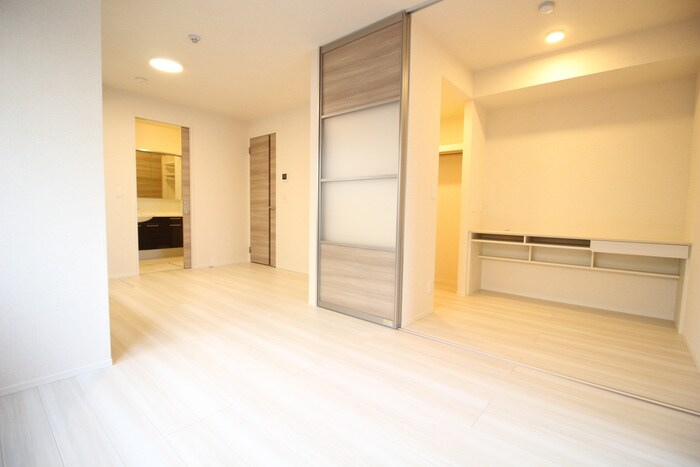 物件内観写真8　(居室)