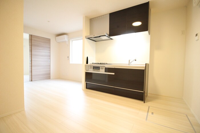 物件内観写真9　(居室)