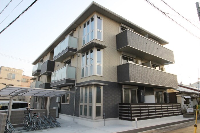 物件外観写真5　(外観写真)