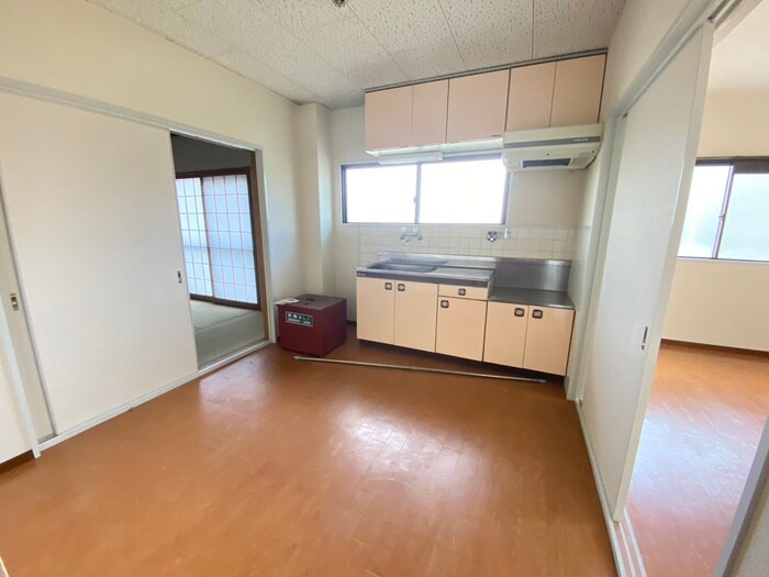 物件内観写真8　(居室)