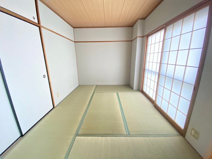 物件内観写真10　(居室)