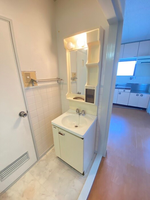 物件内観写真13　(洗面)