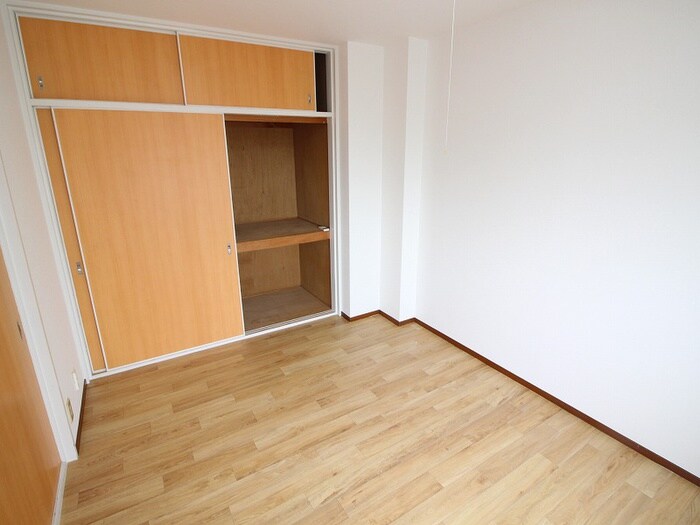 物件内観写真21　(居室)