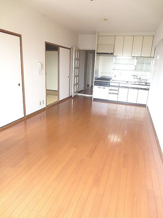 物件内観写真6　(居室)