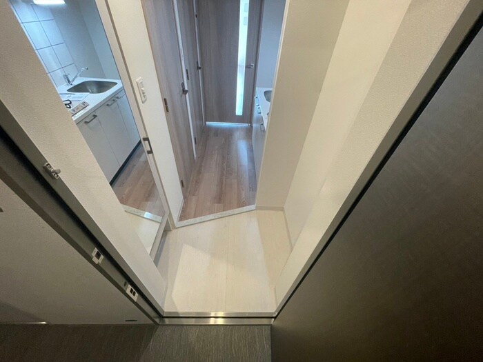 物件内観写真11　(玄関)