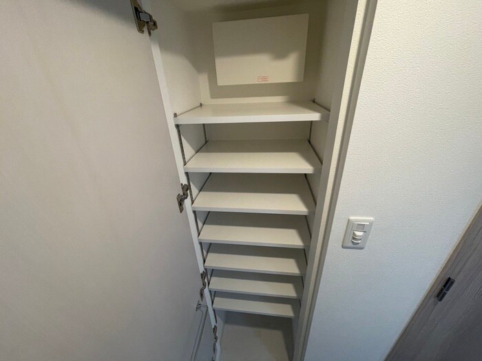 物件内観写真12　(靴箱)