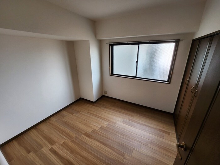物件内観写真11　(居室)