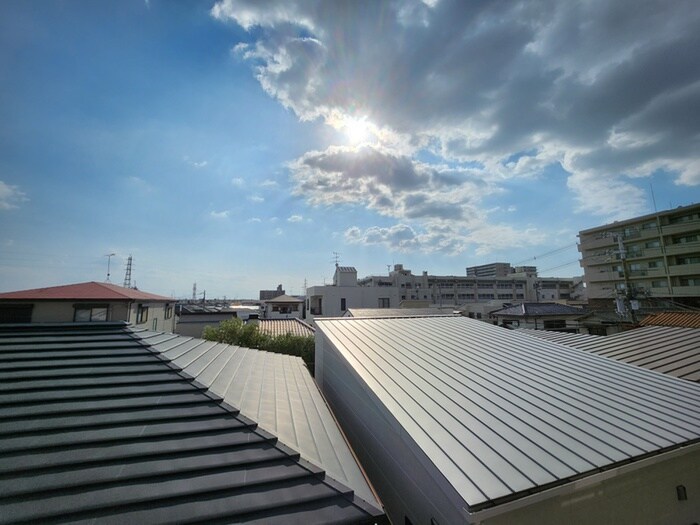 物件内観写真18　(室内からの展望)