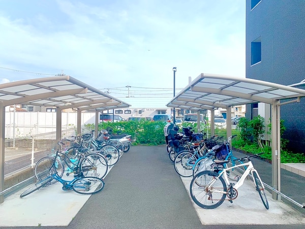 駐輪場
