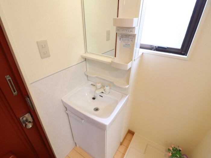 物件内観写真8　(収納)