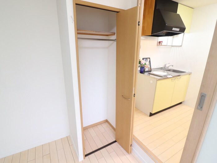 物件内観写真15　(収納)