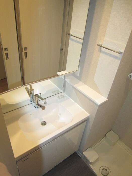 物件内観写真7　(洗面)