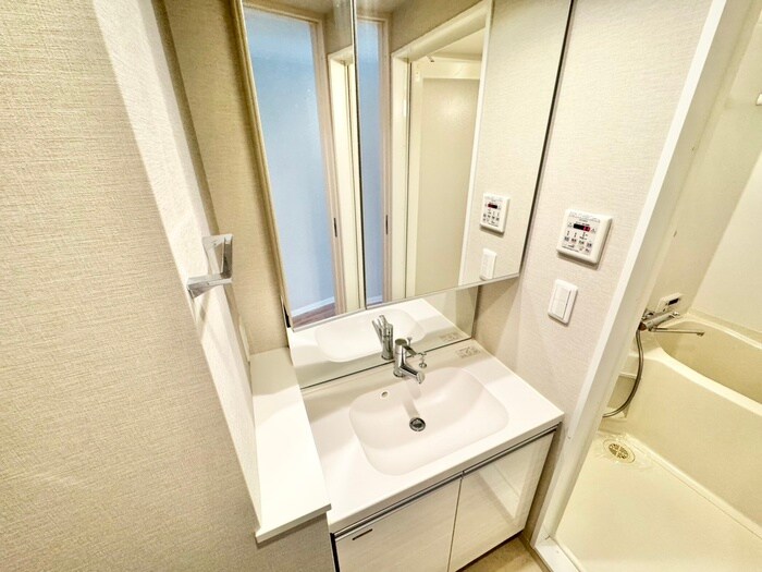 物件内観写真10　(洗面)