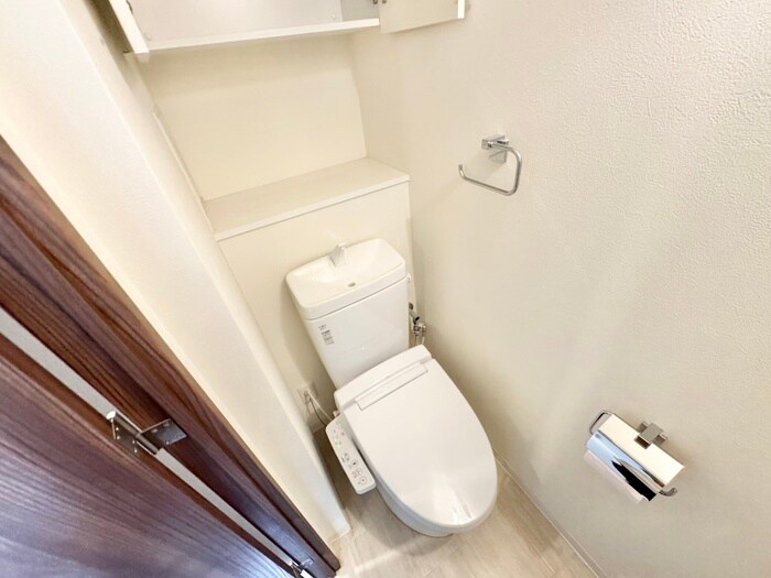 物件内観写真11　(トイレ)