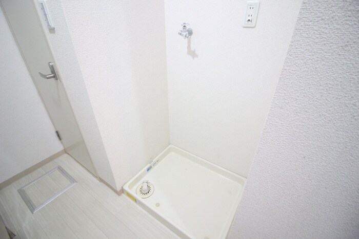 物件内観写真19　(洗濯機置場)