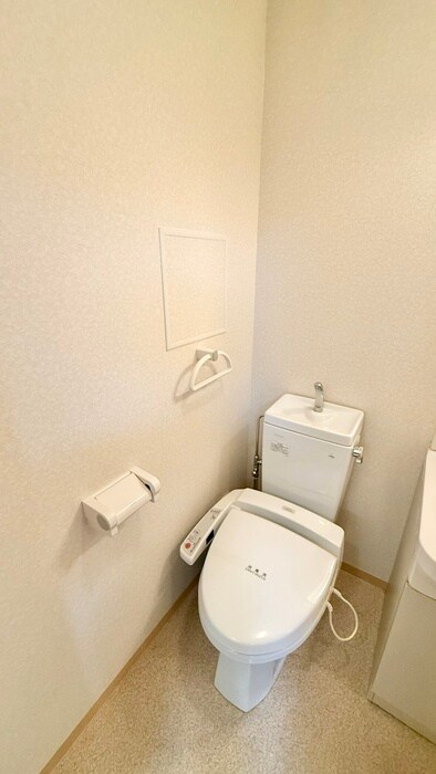 物件内観写真13　(トイレ)