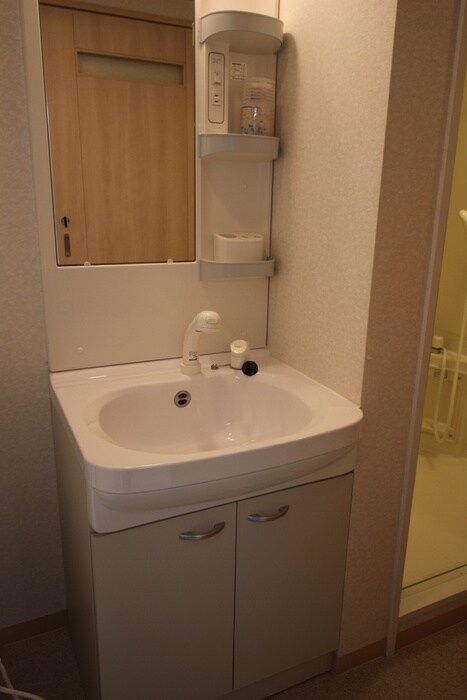 物件内観写真13　(洗面)