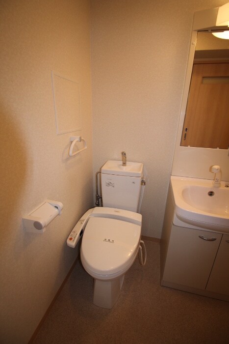 物件内観写真13　(トイレ)