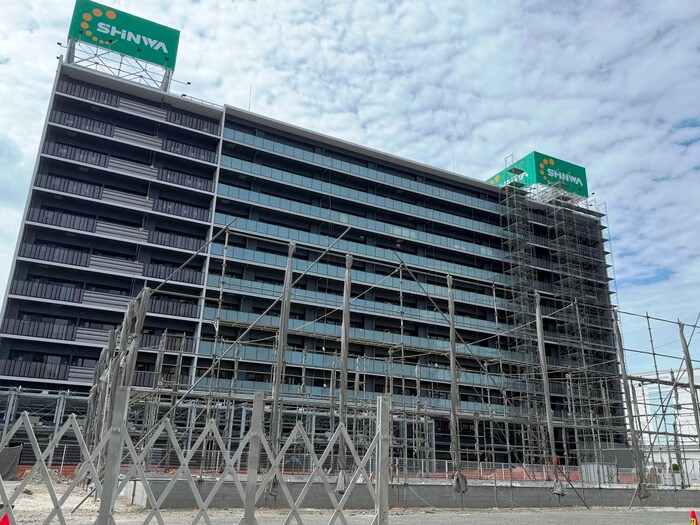 物件外観写真1　(建築中)