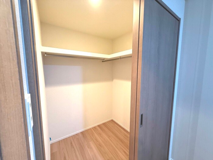 物件内観写真10　(収納)