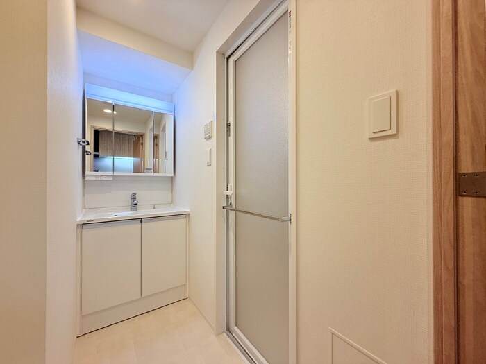 物件内観写真13　(洗面)