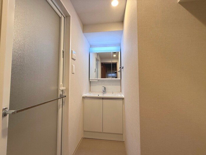 物件内観写真13　(洗面)