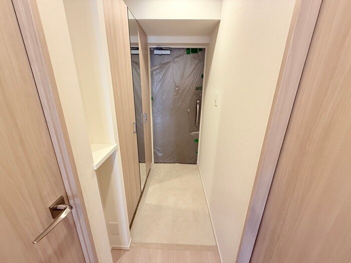 物件内観写真14　(玄関)