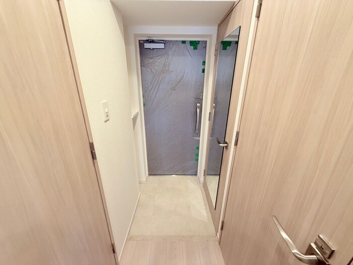 物件内観写真15　(玄関)