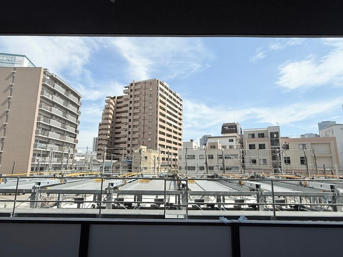 物件内観写真22　(室内からの展望)