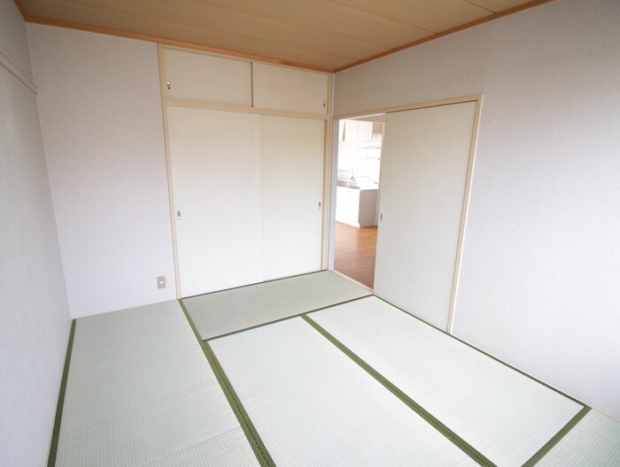 物件内観写真7　(居室)