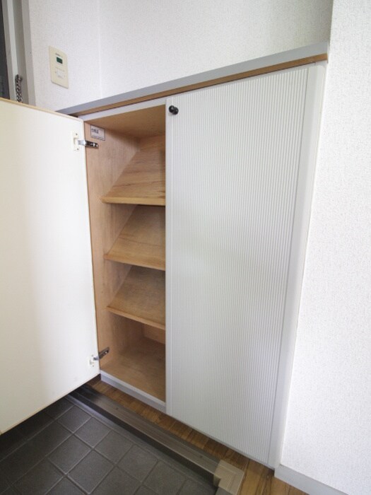 物件内観写真19　(靴箱)