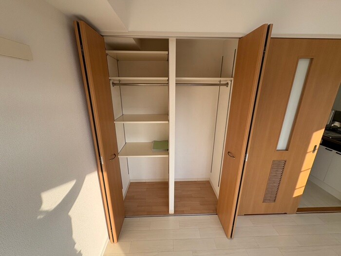 物件内観写真18　(収納)