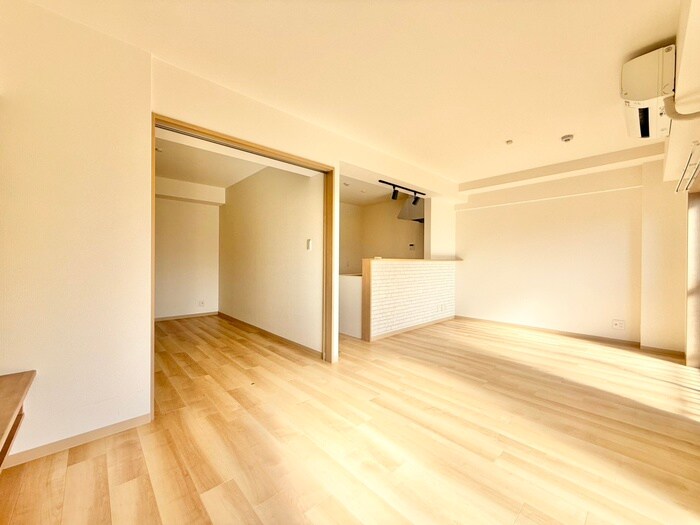 物件内観写真10　(居室)