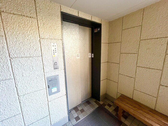 物件外観写真6　(建物設備)