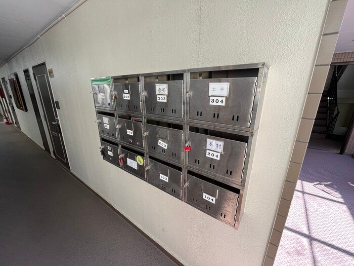 物件外観写真4　(建物設備)